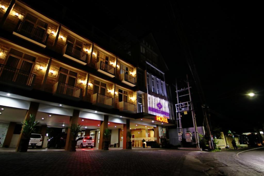 Bluebells Syariah 3* Malang
